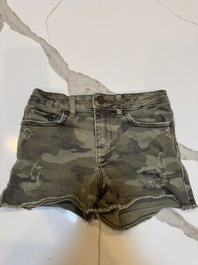 Girls GAP Camo Camo Stretch Jean Shorts - size 7